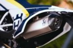 pho_hp_mon_27005979000_akrapovic_slip_on1_mounted__sall__awsg__v1