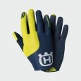 pho_hs_pers_vs_56197_3hs20000600x_celium_ii_railed_gloves__sall__awsg__v1